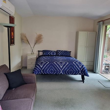 Garden Dreams Bungalow Blackburn 外观 照片